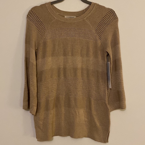 Liverpool Los Angeles | Womens Texture Blocked Raglan Sweater Sand Heather - Picture 9 of 9